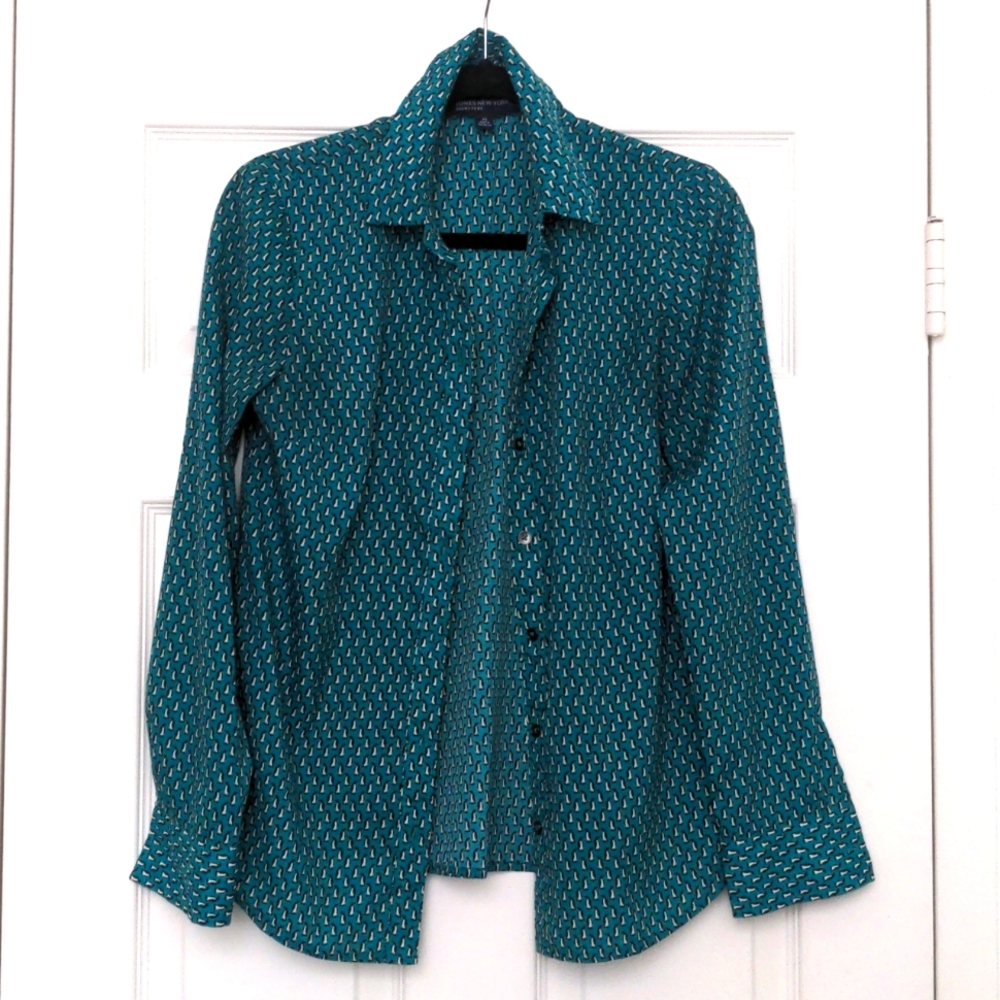 Jones New York, Dark green penguin shirt, size XS